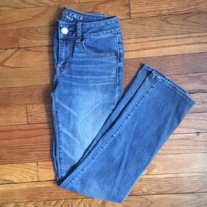 AE straight leg jeans- light wash